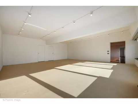 Other - 175 E Delaware Pl #5116, Chicago, IL 60611 photo 4 of 10