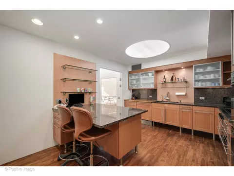 Kitchen - 175 E Delaware Pl #5116, Chicago, IL 60611 photo 3 of 6