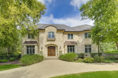 19 Meadowview Rd, Northfield, IL 60093