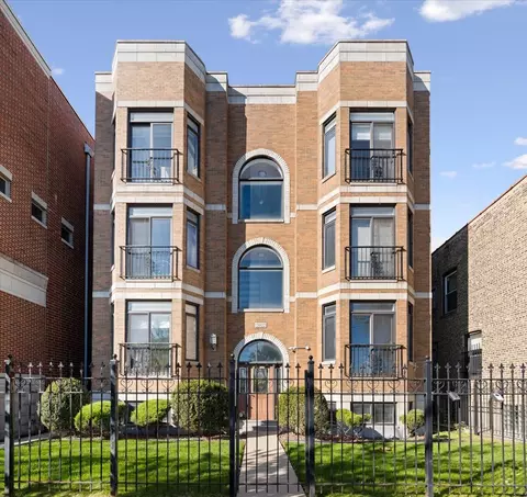 2022 N Wood St #1N, Chicago, IL 60614