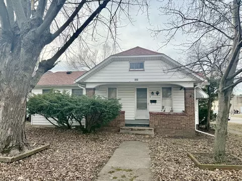 131 W Erie St, Spring Valley, IL 61362