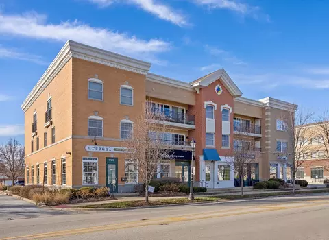 17212 Oak Park Ave #2SE, Tinley Park, IL 60477