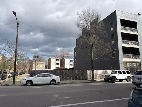 855 N California Ave, Chicago, IL 60622