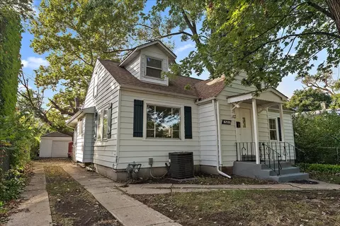 16930 Winchester Ave, Hazel Crest, IL 60429
