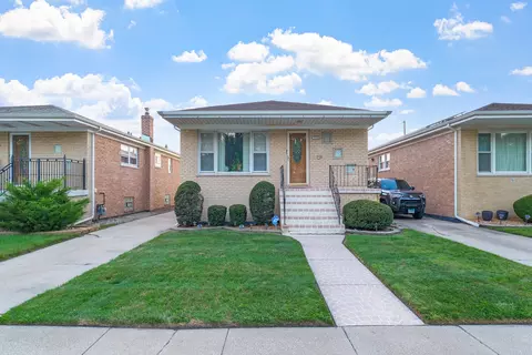 590 Exchange Ave, Calumet City, IL 60409