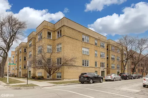 3124 W Cullom Ave #2, Chicago, IL 60618