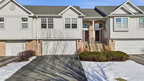 9334 Waterfall Glen Blvd, Darien, IL 60561