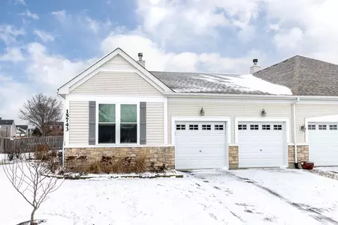15743 Cove Cir, Plainfield, IL 60544 photo 2