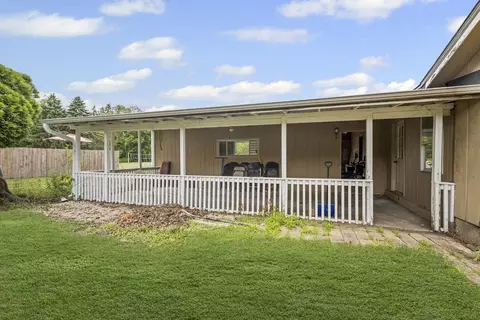 Exterior - 906 N State St, Marengo, IL 60152 photo 2 of 3