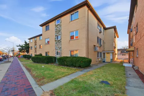 8549 W Grand Ave #3E, River Grove, IL 60171