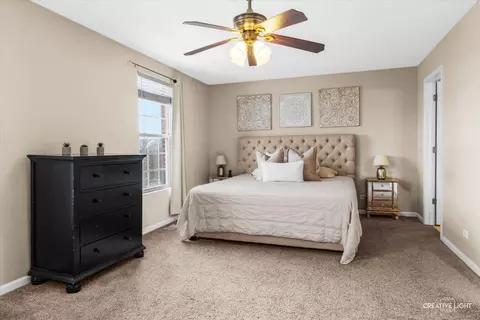 Bedroom - 1011 Reserve Dr, Elgin, IL 60124 photo 1 of 2