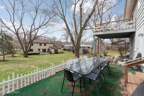 Exterior - 249 Surrey Rd, Bartlett, IL 60103 photo 4 of 4