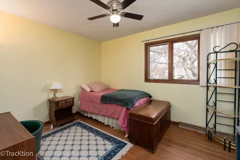 Bedroom - 249 Surrey Rd, Bartlett, IL 60103 photo 4 of 5