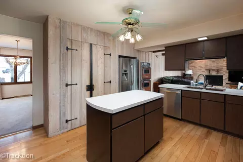 Kitchen - 249 Surrey Rd, Bartlett, IL 60103 photo 2 of 2