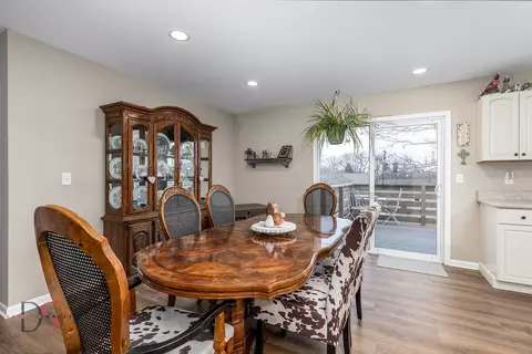 Dining - 4 Maplewood Ln, Ottawa, IL 61350 photo 1 of 2