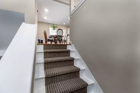 Entry Way - 4 Maplewood Ln, Ottawa, IL 61350 photo 1 of 1