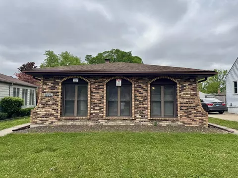 18013 Park Ave, Lansing, IL 60438