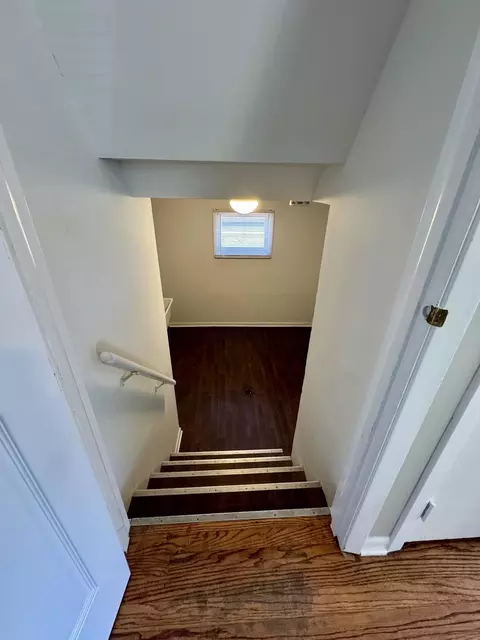 Entry Way - 14401 Kolin Ave, Midlothian, IL 60445 photo 2 of 2