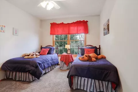 Bedroom - 8 Minks Ct, Bloomington, IL 61704 photo 5 of 8