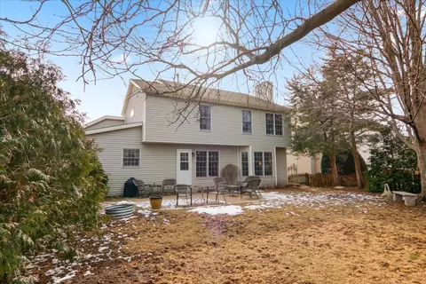 Exterior - 8 Minks Ct, Bloomington, IL 61704 photo 6 of 6