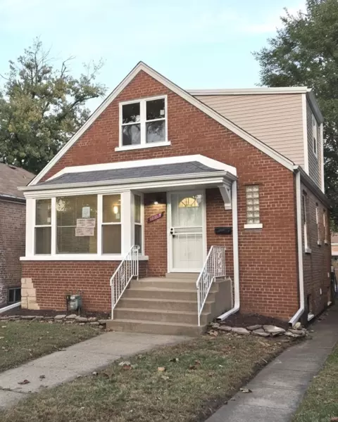 14223 S Eggleston Ave, Riverdale, IL 60827