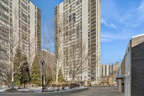 1355 N Sandburg Ter #203D, Chicago, IL 60610