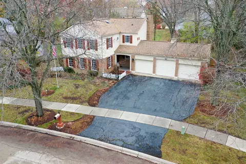 768 Interlaken Dr, Lake Zurich, IL 60047
