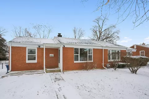 1612 N Prairie Ave, Crest Hill, IL 60403