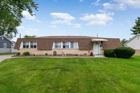 Other - 100 Des Plaines Ln, Hoffman Estates, IL 60169 photo 3 of 3