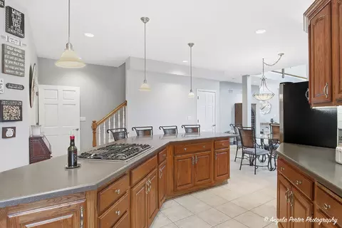 Kitchen - 1801 Anthony Ln, Mchenry, IL 60051 photo 5 of 7