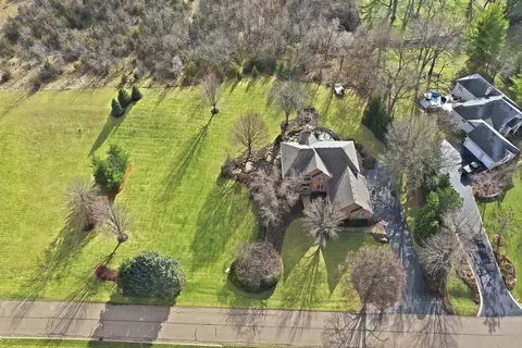 View/Area - 1801 Anthony Ln, Mchenry, IL 60051 photo 5 of 10