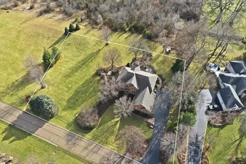 View/Area - 1801 Anthony Ln, Mchenry, IL 60051 photo 4 of 10