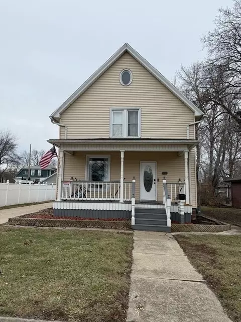 316 W Henry St, Pontiac, IL 61764