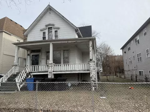 6951 S Princeton Ave, Chicago, IL 60621
