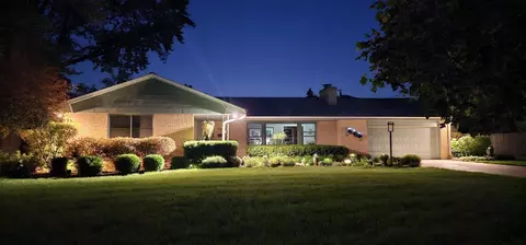 170 Alschuler Dr, Aurora, IL 60506