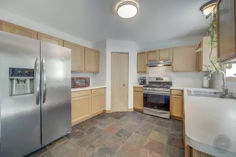 Kitchen - 1966 Congrove Dr, Aurora, IL 60503 photo 1 of 1