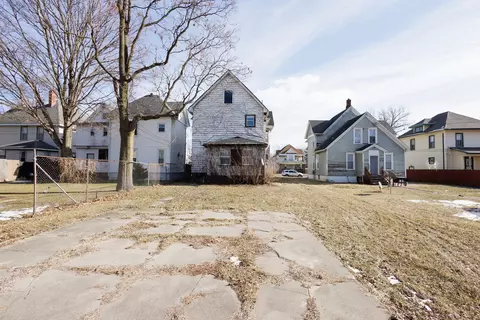 Exterior - 427 S Chicago Ave, Kankakee, IL 60901 photo 6 of 6