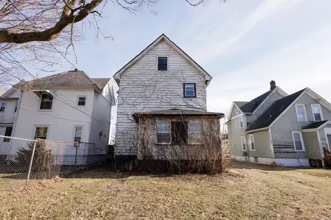 Exterior - 427 S Chicago Ave, Kankakee, IL 60901 photo 5 of 6