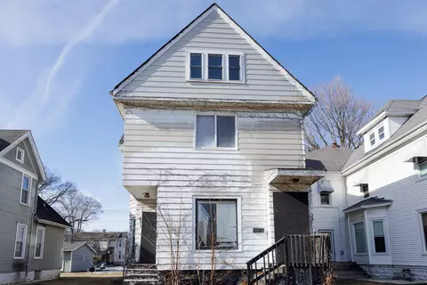 Exterior - 427 S Chicago Ave, Kankakee, IL 60901 photo 2 of 6
