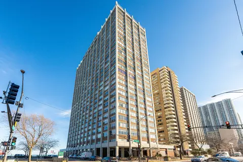 6171 N Sheridan Rd #2311-2312, Chicago, IL 60660