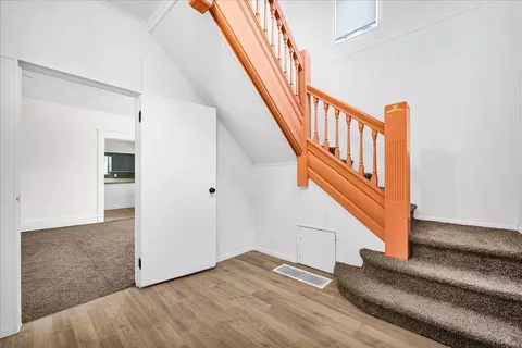 Entry Way - 449 N 3rd Ave, Canton, IL 61520 photo 1 of 2