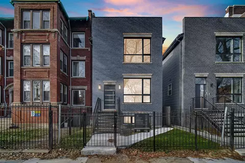 5032 S Michigan Ave, Chicago, IL 60615