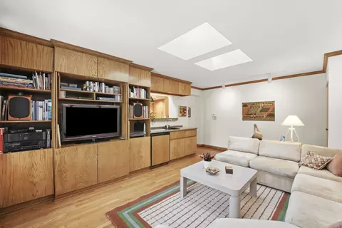 Living - Undisclosed, River Forest, IL 60305 photo 6 of 6