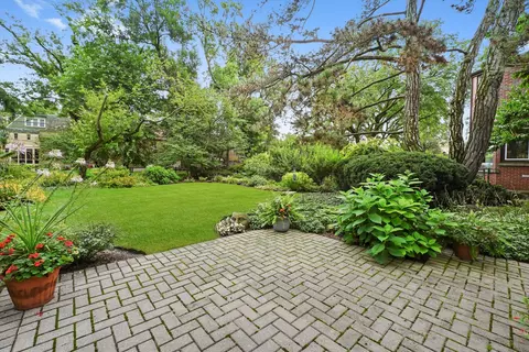Exterior - Undisclosed, River Forest, IL 60305 photo 5 of 15