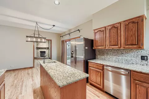 Kitchen - 845 Harmon Blvd, Hoffman Estates, IL 60169 photo 1 of 4