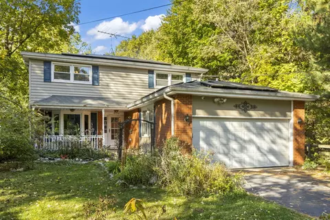 18000 Armitage Ct, Homewood, IL 60430