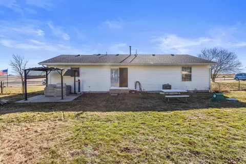 Other - 610 E Roosevelt Rd, Philo, IL 61864 photo 10 of 10