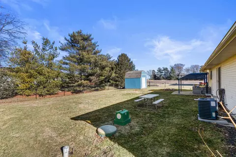 Exterior - 610 E Roosevelt Rd, Philo, IL 61864 photo 6 of 6