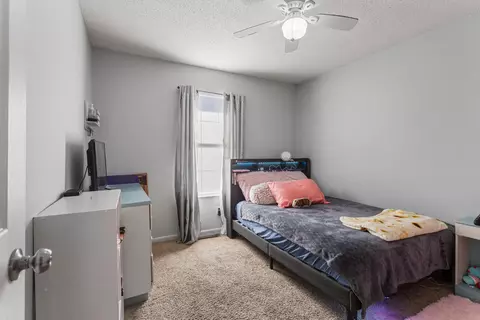Bedroom - 610 E Roosevelt Rd, Philo, IL 61864 photo 5 of 8