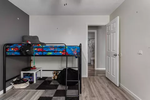 Bedroom - 610 E Roosevelt Rd, Philo, IL 61864 photo 1 of 8